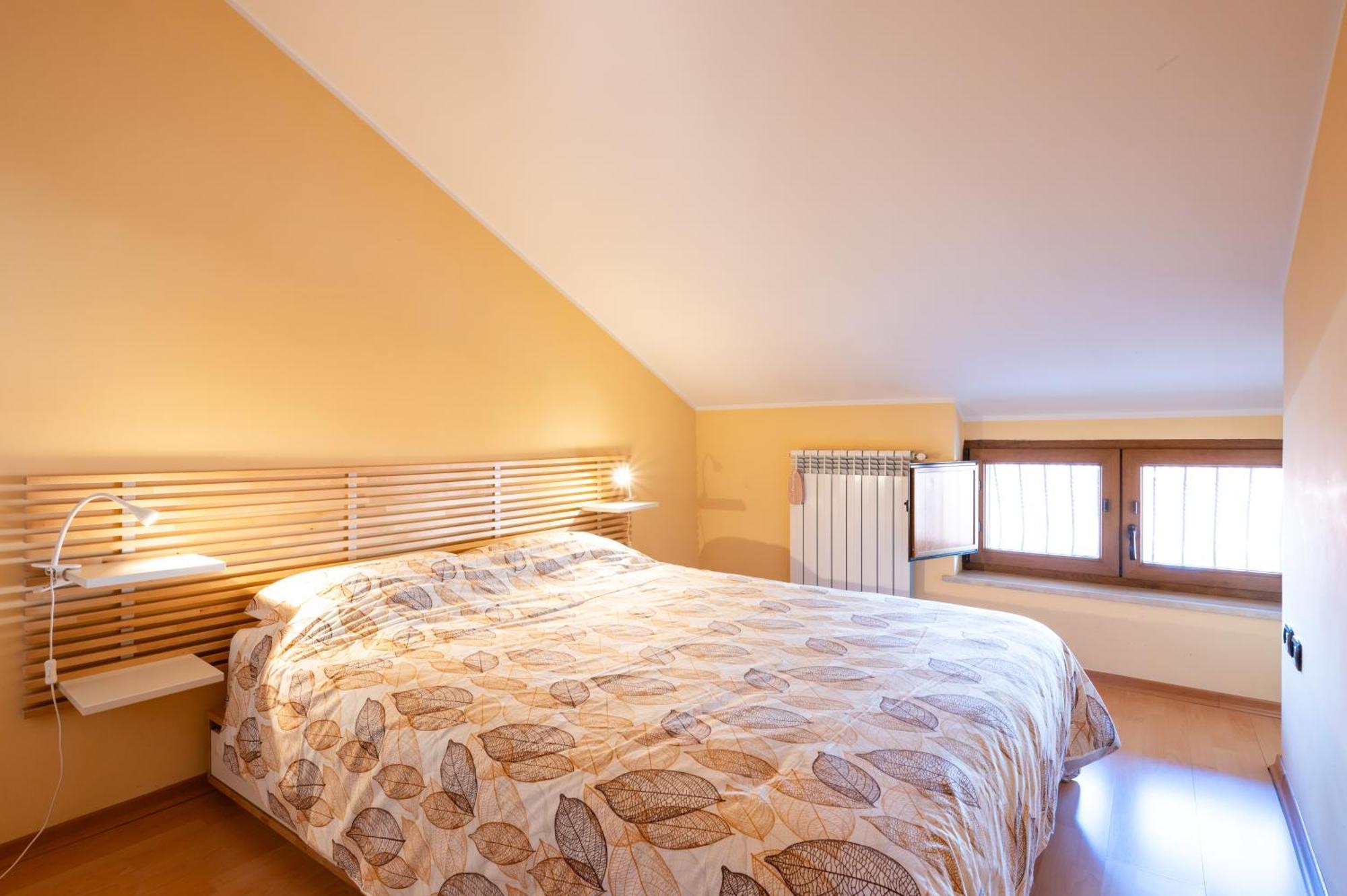 La Mansarda Apartment กัสเตลดิซังโกร ภายนอก รูปภาพ